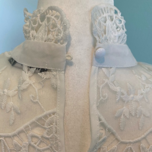 INA White Lacy Top Brand New - Picture 5 of 6